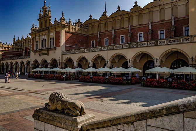 Krakow Old Town Christmas Market Evening Walking Tour - Duration and Guide