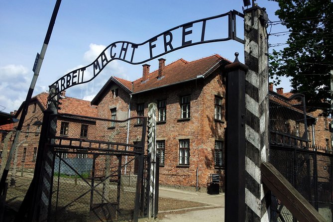 Krakow to Auschwitz Birkenau Optional Guided Tour With FREE Ebook - Good To Know