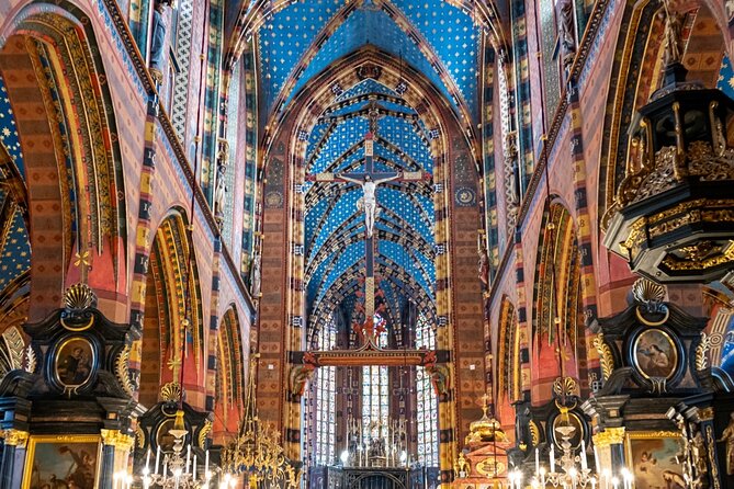 Krakows Market Square Guided Tour With Visit to St. Mary Church - Dress Code Requirements