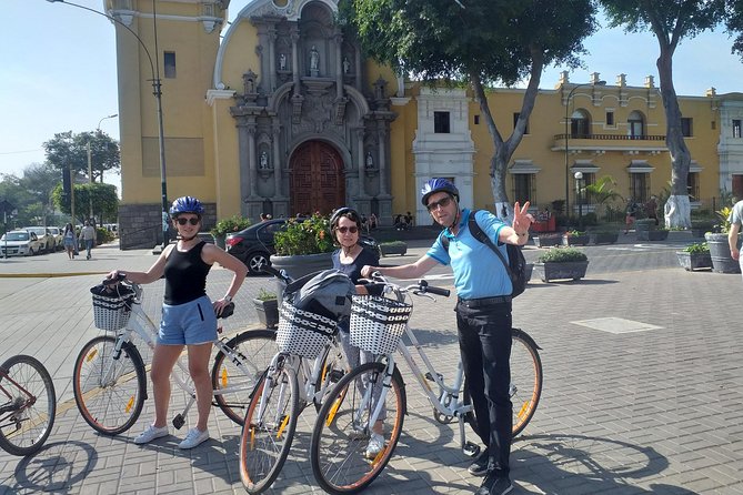 Lima Bike and 5 Step Food Tasting Experience - Hidden Food Spots Exploration