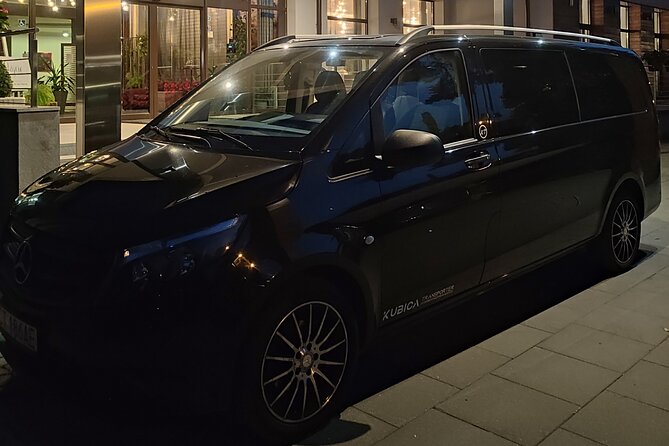Luxury Airport Transfer From Lodz to Warszawa Chopin Airport - Good To Know