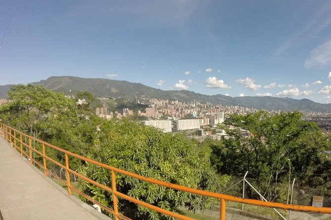 Medellin Tour Unveils Vibrant Street Art Scene - Tour Overview