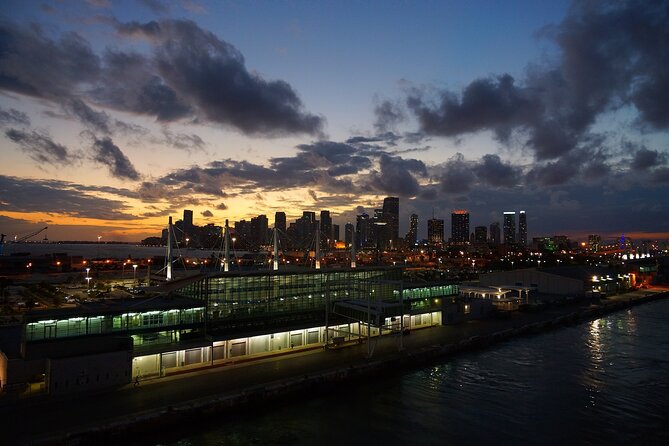 Miami: 1-Hour Cruise Around Millionaire Homes & Biscayne Bay - Tour Details