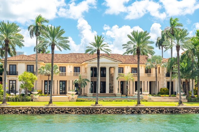 Miami Boat Tour – Celebrity Homes & Millionaire Mansions
