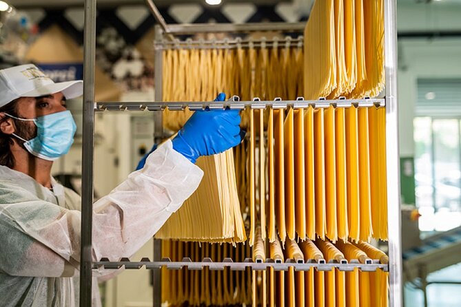 Pasta Factory Guided Tour From Pompei With Tasting Experience - Tour Itinerary