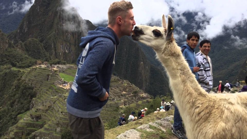 Peru Fantastic 10D Huacachina, Sacred Valley, Machu Picchu - Huacachina Oasis Adventure