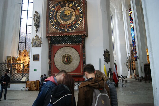 Private 2-Hour Tour With City Game in GdańSk - Tour Highlights