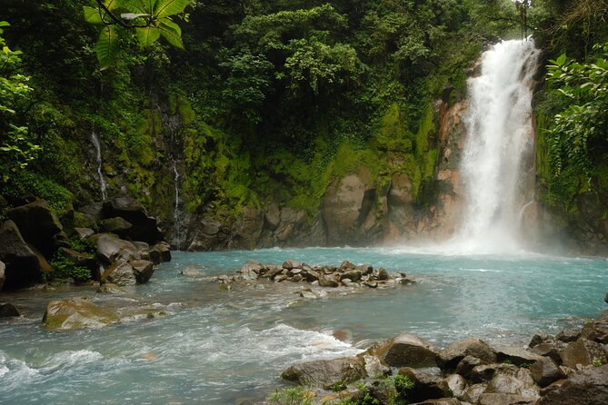 Private and All Inclusive Package 2 Days 1 Night In Río Celeste. - Accommodation Details