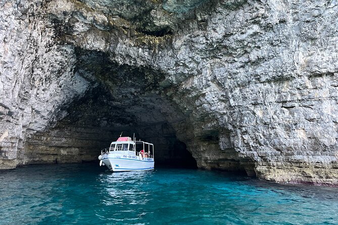Private Boat Charter Blue Lagoon Crystal Lagoon and Comino - Participation Requirements and Group Size