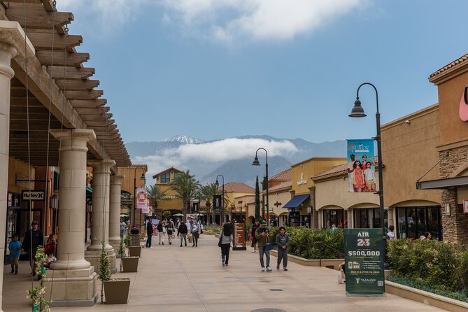 Private Shopping Tour From Palm Springs to Desert Hills Outlets - Tour Pricing and Booking Details