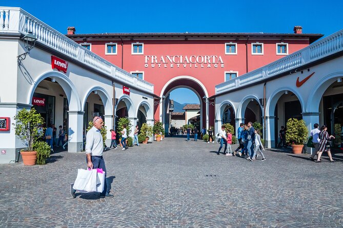 Private Shopping Tour From Verona to Franciacorta Outlet Village - Good To Know