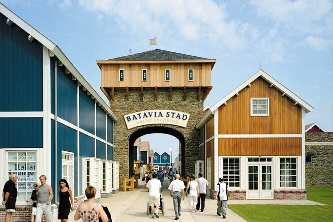 Private Tour to Batavia City Fashion Outlet 6 Hours 1-15 Persons - Tour Pricing and Guarantee