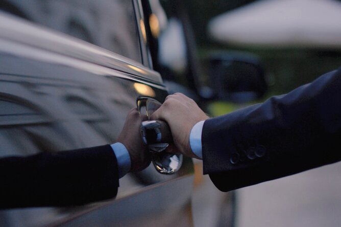Private Transfer From Venice Airport to Cortina - Service Details