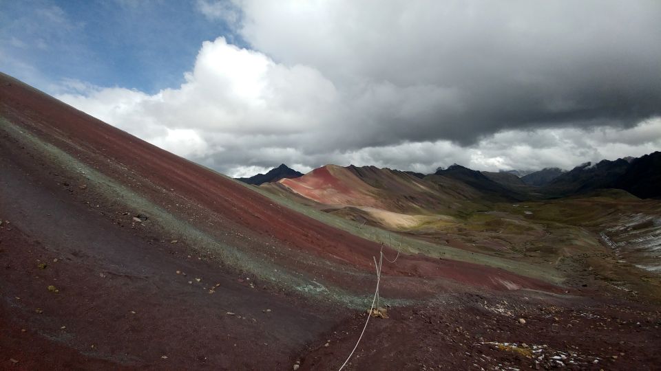 Rainbow Mountain: Day Hike - Activity Details