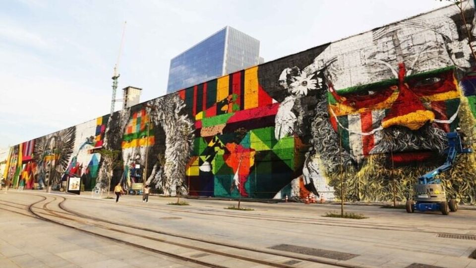 Rio Art Expedition: A Journey Through Rio's Urban Landscape. - Street Art and Graffiti Exploration