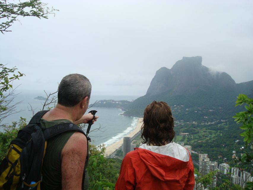 Rio De Janeiro: Two Brothers Hike & Favela Tour - Experience Itinerary