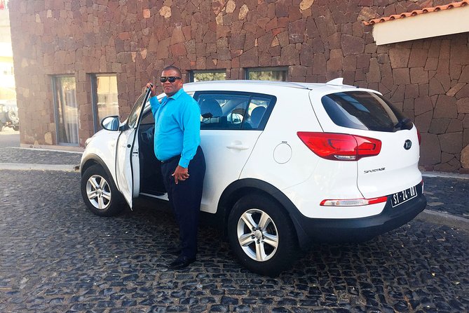 Santiago: Private Transfer From Airport to Rui Vaz or Vice Versa - Pricing and Guarantee