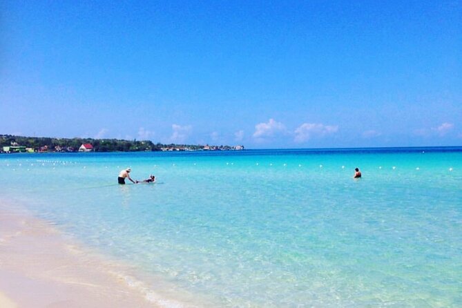 Seven Mile Beach and Ricks Cafe in Negril From Grand Palladium - Transportation Options to Negril