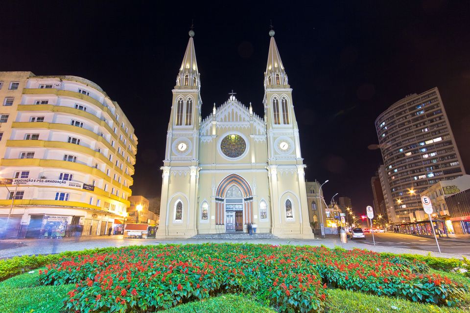 Shared Transfer Between Curitiba Airport and Hotels - Booking and Payment