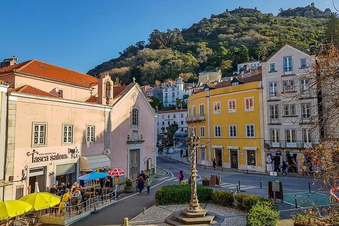 Sintra, Pena Palace, Cabo Da Roca Coast & Cascais Full Day Tour: - Meeting and Pickup Details