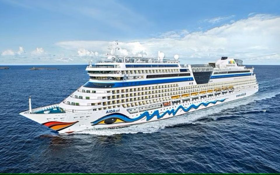Small Group (8 PAX) / Cruise Ships Tours at Easter Island - Tour Details and Experience