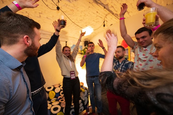 Sopot Pub Crawl With Free Shots and Free Club Entry - Gdansk
