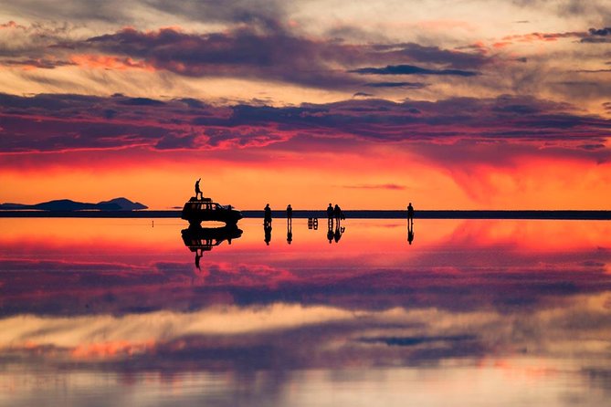 Uyuni Salt Flat Tour 1 Day Sunset / Group Service - Sunset Experience