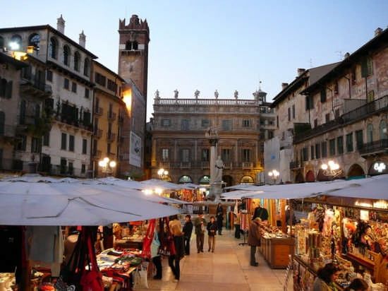 Verona: Walking Tour of Historical Center - Experience Highlights