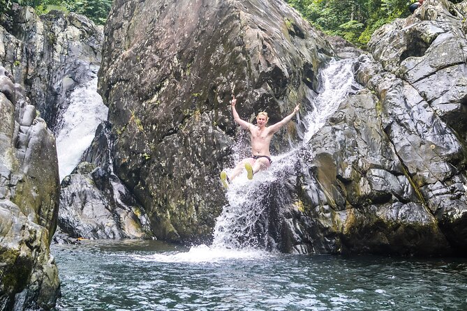 Vivid El Yunque Rain Forest Day Tour With Door-To-Door Transport - Tour Overview and Itinerary