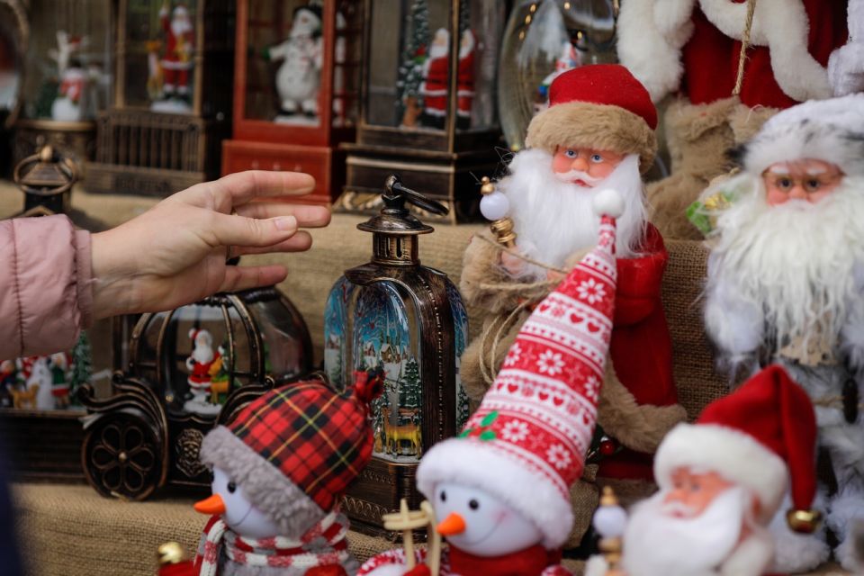 Walking Guided Christmas Tour in Bucharest - Experience Highlights