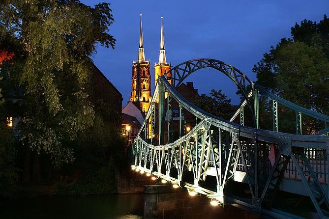 Wroclaw: Ostrow Tumski & Old Town Highlights Private Walking Tour - Cancellation Policy