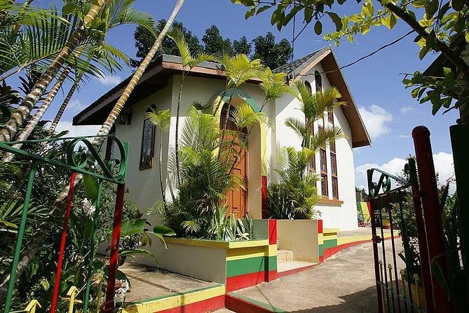 2.5-Hours Nine Miles & Bob Marleys Mausoleum Private Tour - Good To Know