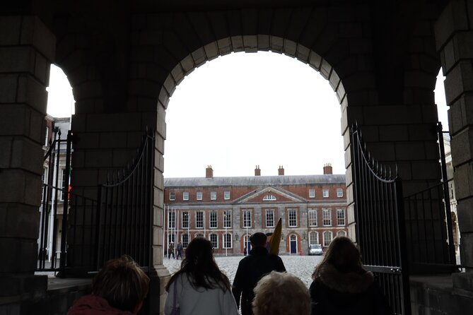 2-Hour Macabre Dublin Walking Tour - Meeting and Pickup Information