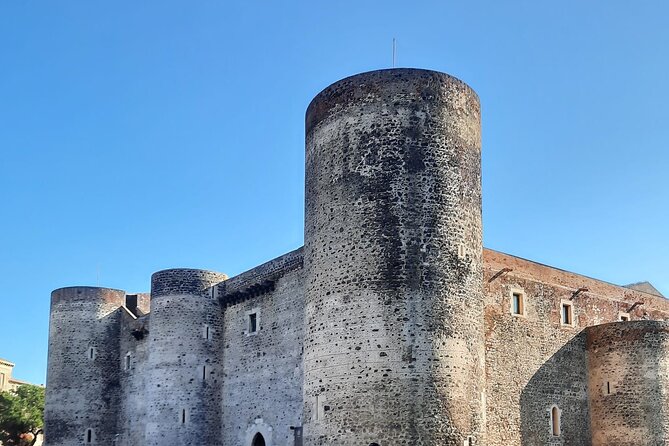 2 Hours Guided Group Tour in Catania - Booking Process and Assistance