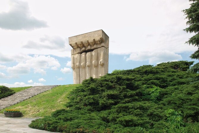 2-Hour Guided Tour in Kraków-Płaszów Concentration Camp - Tour Overview