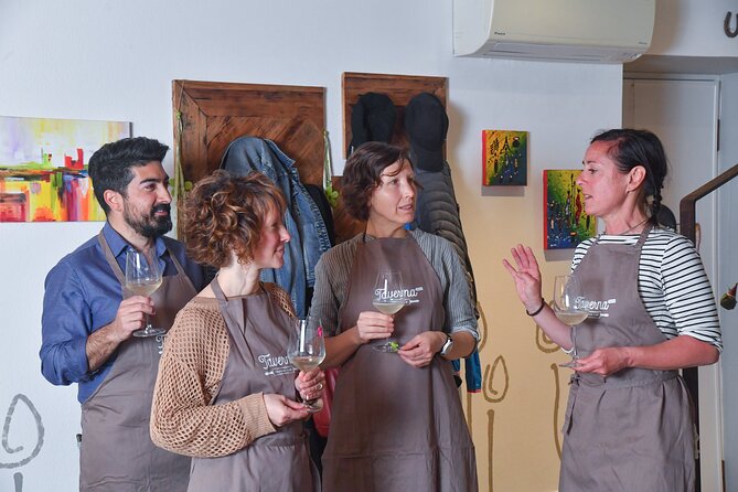 2 Hours Tasting and Private Guided Visit to the Market in Trento - Market Tasting Experience Details