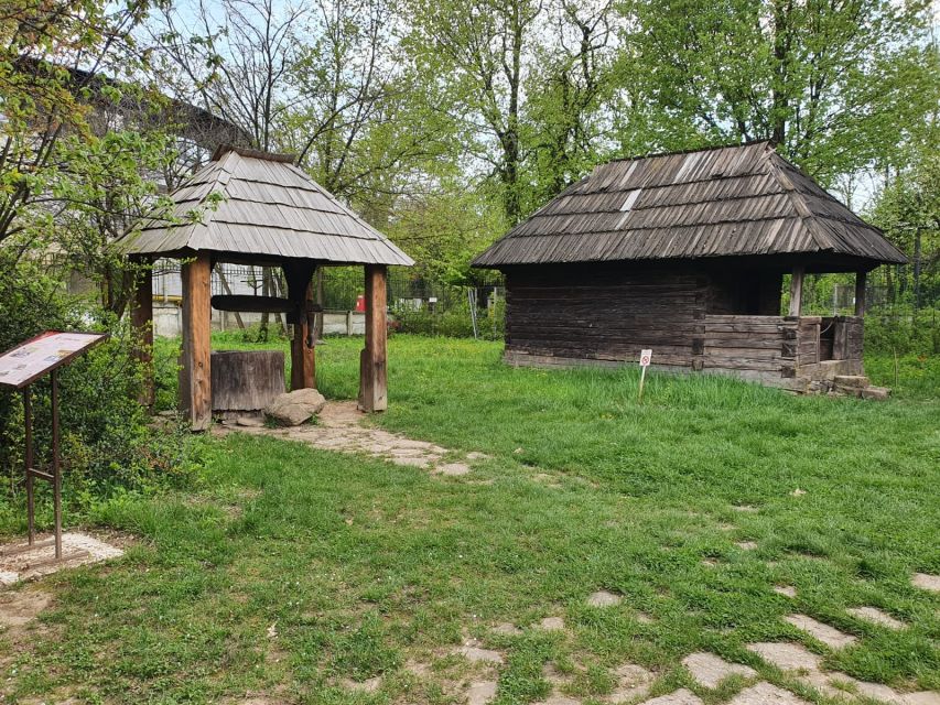 8h Bucharest Communism Tour With Dracula's Tomb - Tour Highlights and Itinerary