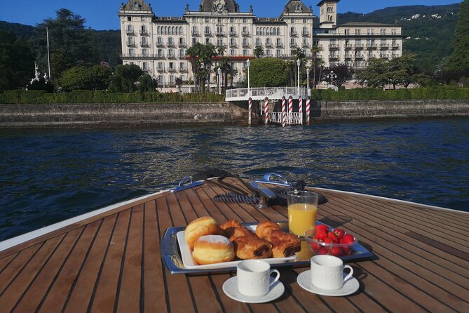 A Relaxing Morning Cruise on Lake Maggiore With a Personal Guide - Complimentary Coffee Offerings
