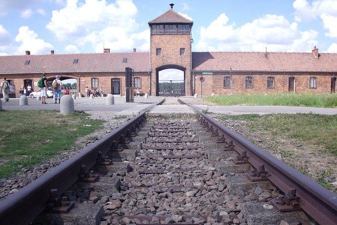 Auschwitz and Birkenau Best Value Guided Tour With Tickets - Good To Know
