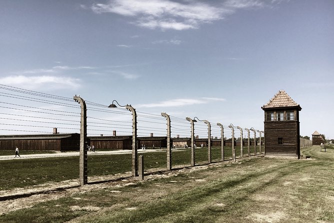 Auschwitz Birkenau: Complete Private Tour - Tour Overview and Experience Details