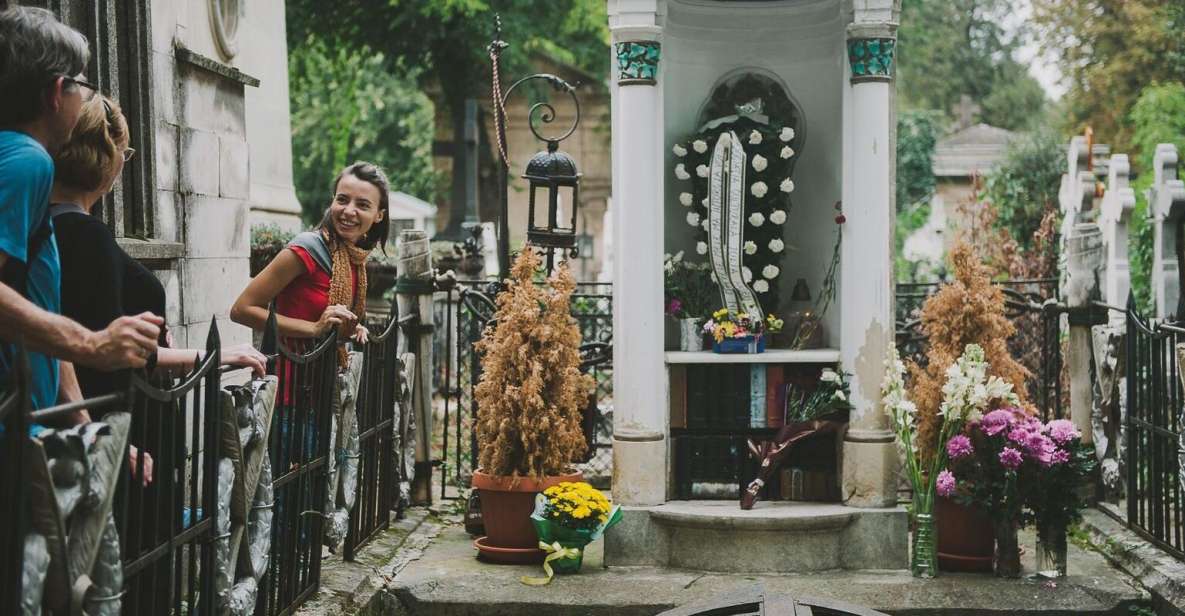 Bucharest: 3-Hour Dark History Tour With a Local - Tour Overview