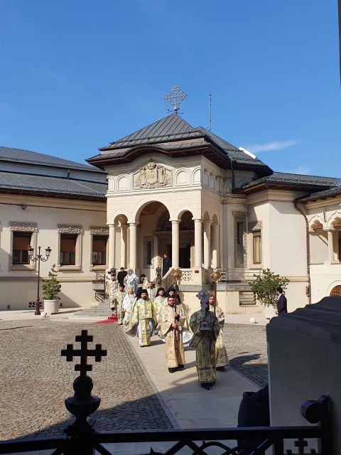 Bucharest City Tour 4h - Language Options and Pickup Locations