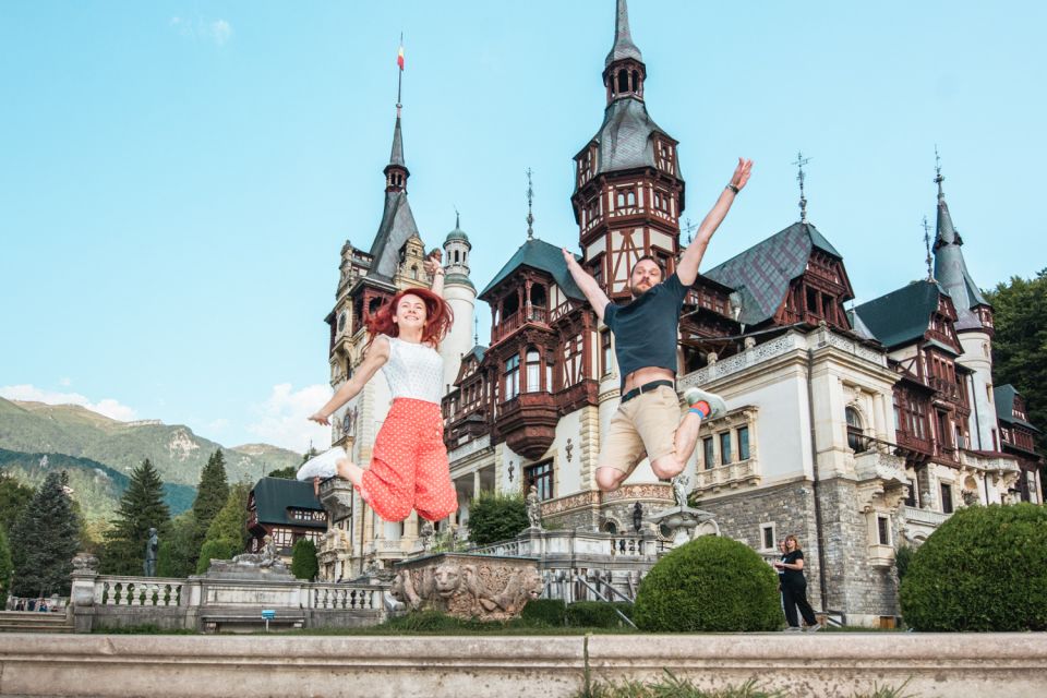 Bucharest: Dracula's Castle, Peleș Castle & Brașov Day Trip - Castle Visits and Guided Tours