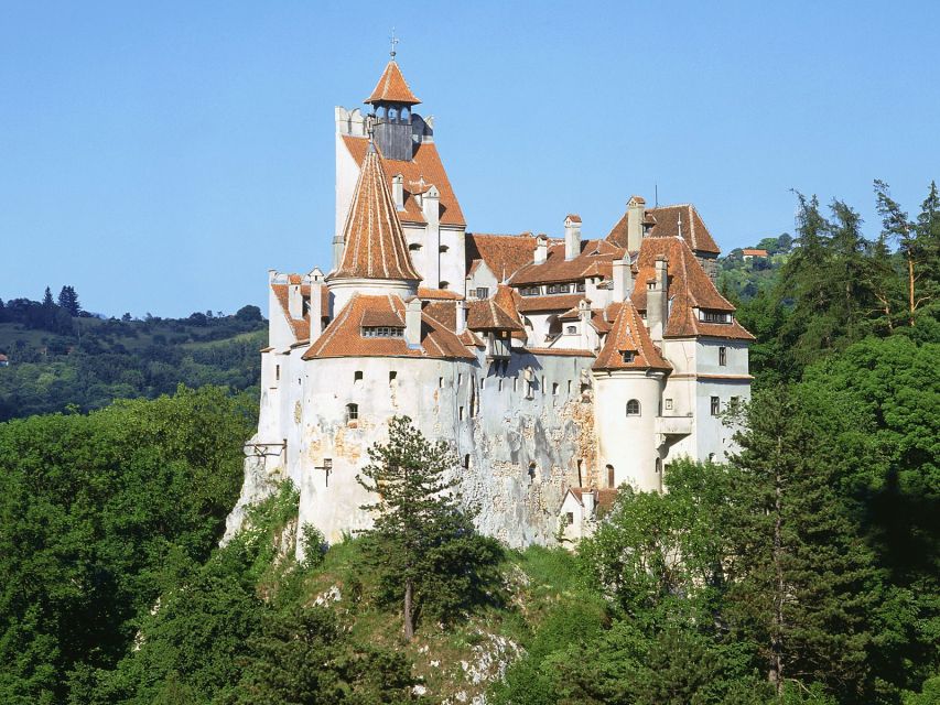 Bucharest: Dracula's Castle, Peles Castle, & Brasov Old Town - Draculas Castle: Myth Vs. Reality