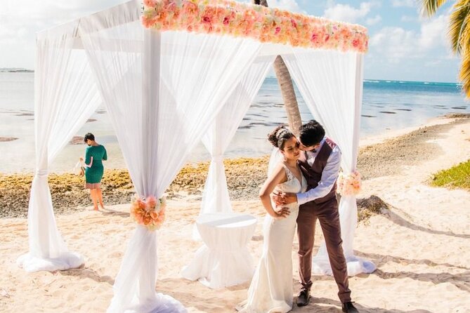 Celebrate Your Wedding in Punta Cana on a Private Boat - Boat Rental Packages