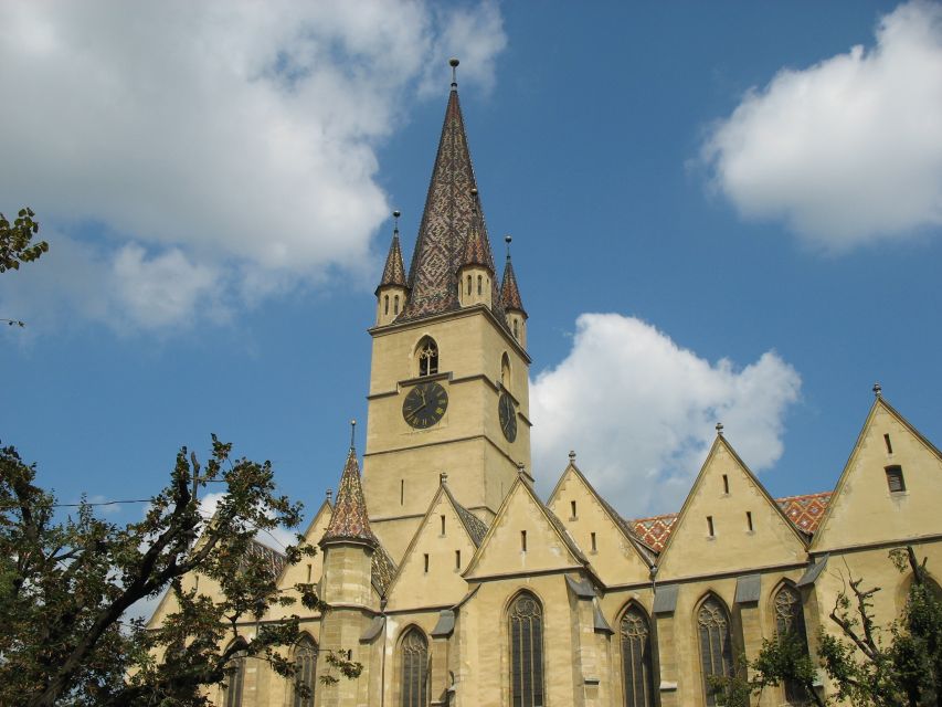 Cluj-Napoca: Day Trip in Saxon Wonderland - Good To Know