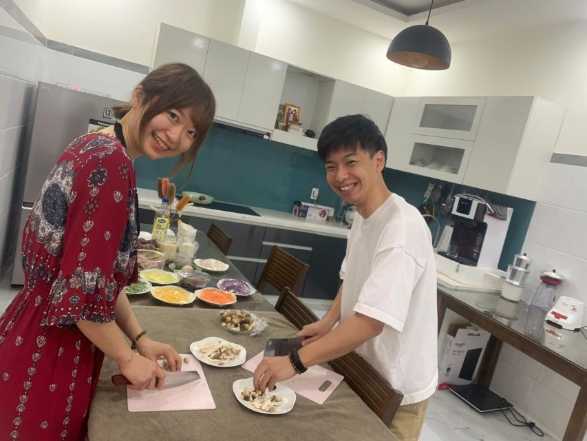 Da Nang: Traditional Cooking Class With Meal in Local Family