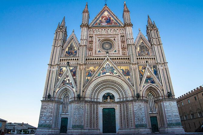 Day Trip: Orvieto And Civita Di Bagnoregio Private Tour Wine Tour With Lunch - Itinerary Highlights