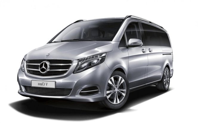 Departure Private Transfer From Malta City to Malta Airport MLA by Luxury Van - Group Size Considerations