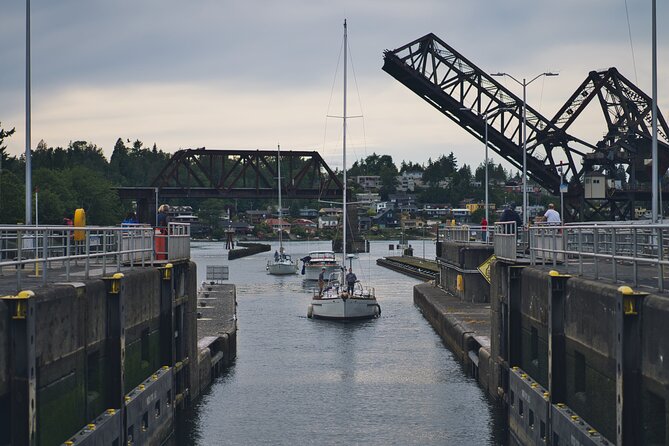 Discover the Magic of Seattle (All Inclusive 3 Hour Tour) - Scenic Views and Photo Opportunities